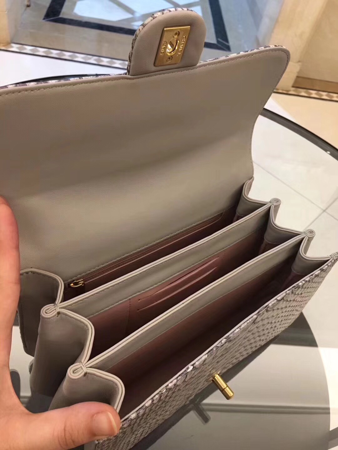 z759225184019_edd203e05d343c4d304f2fd0a28e952a