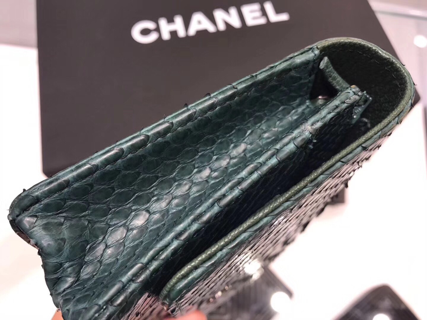 z778744643857_21622593c9e7880d6dafbe8093dcedf4