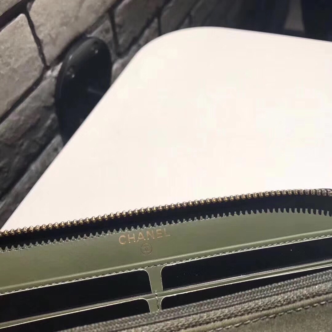 z792157317327_afd578799700cb3f11e9dce2a2e19ac1