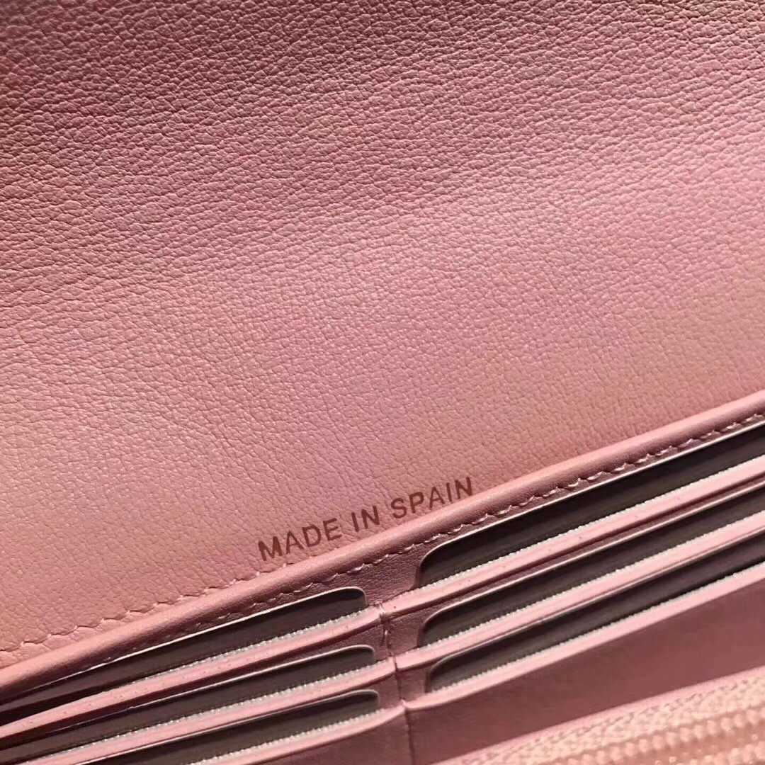 z792943859134_e73553e21a23b59b08b1df89b0b77258