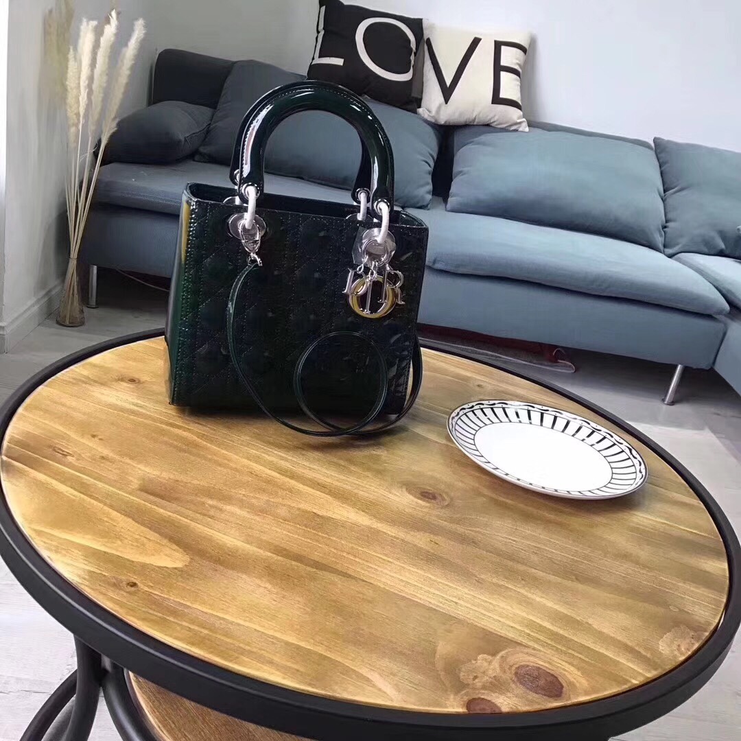 z793112297955_8e0a355e896a06b64b6af02c06b2d0f2