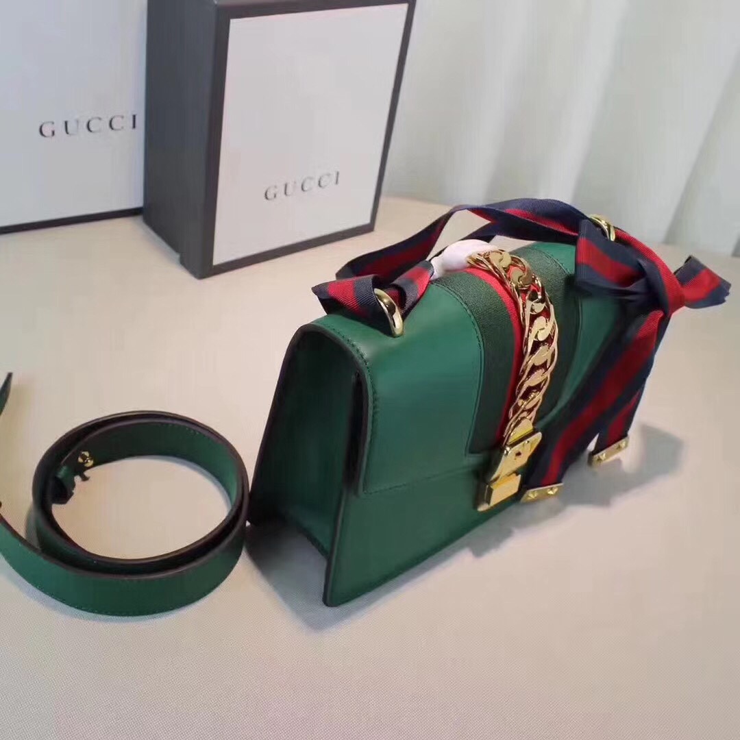 z793810300973_321f66cfca5e72c3a730884dfe317af5