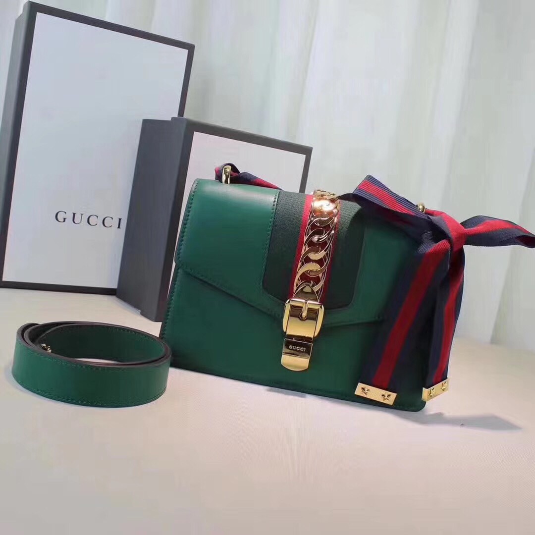 z793810317822_2390ba6397d612cf31c8e2893c745a4e