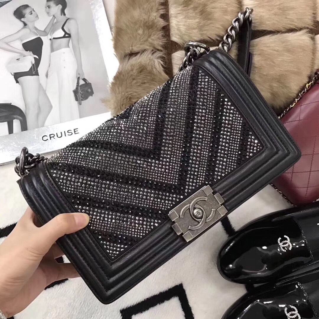 Túi xách Chanel boy siêu cấp - TXCN095