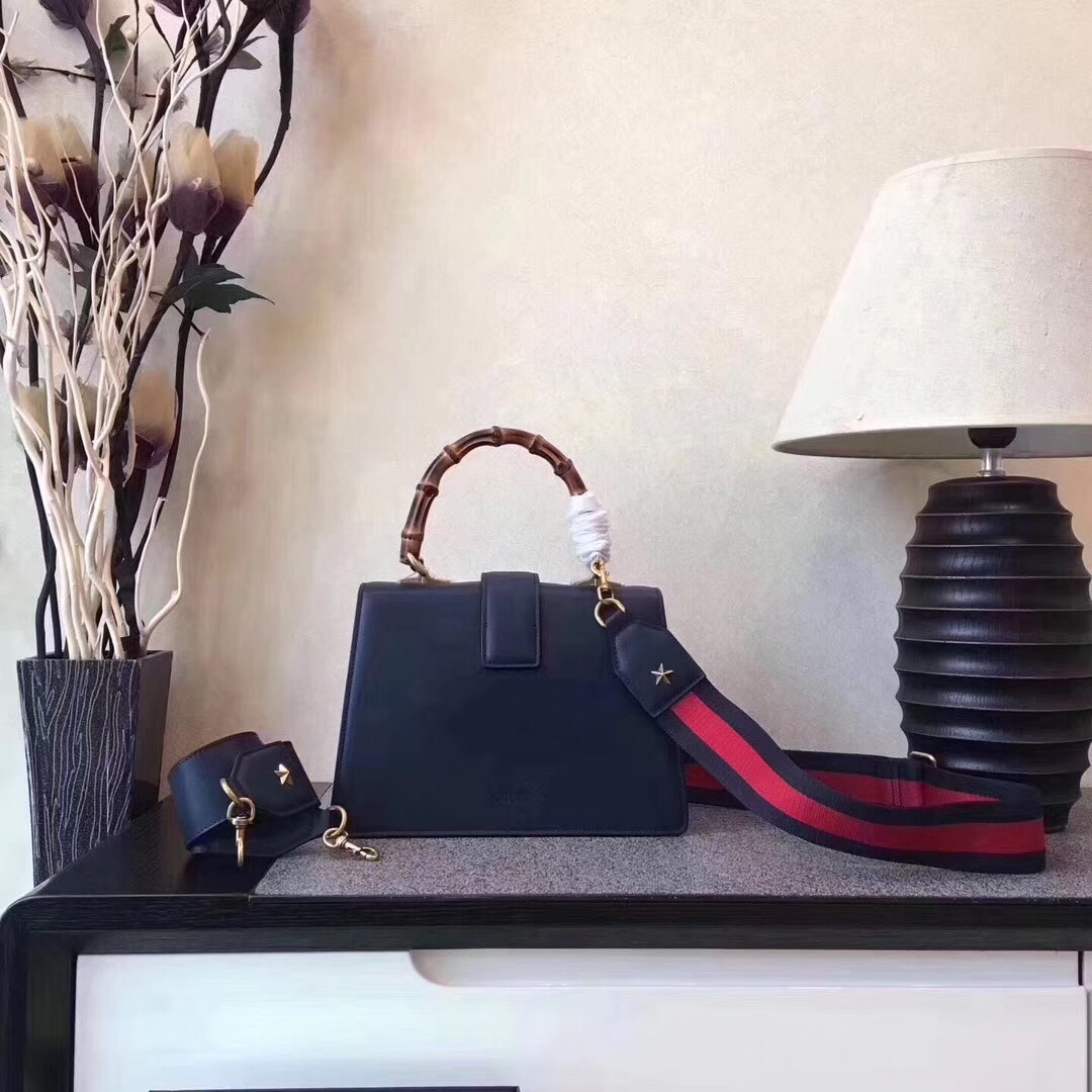 z798364402604_580c15607cb2a90b630123c0f2e47c1b