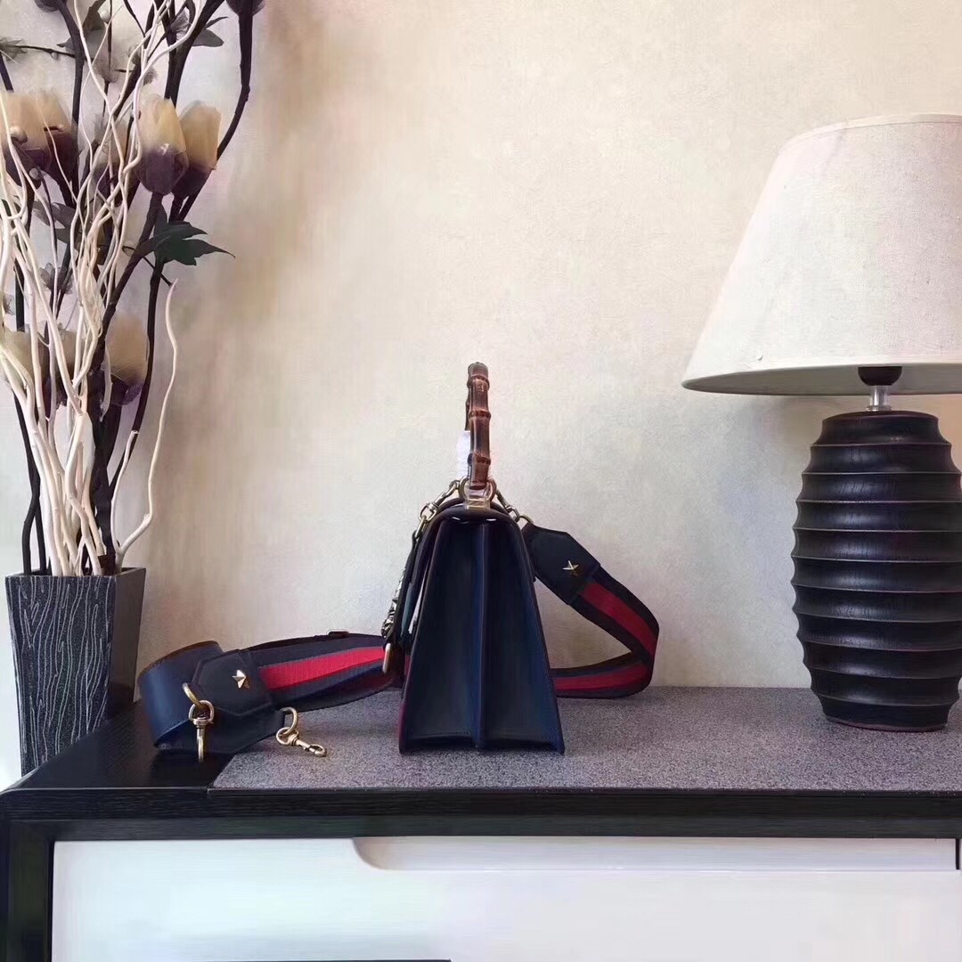 z798364404749_12bf2e6cc7969963993c151ac89d1f7a