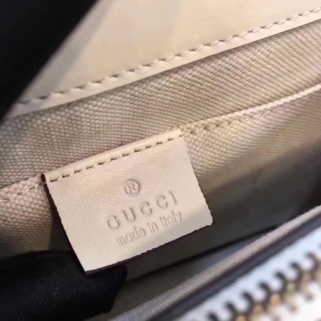 z798364410584_1ad8fc43f404ff280c5ba03903448108