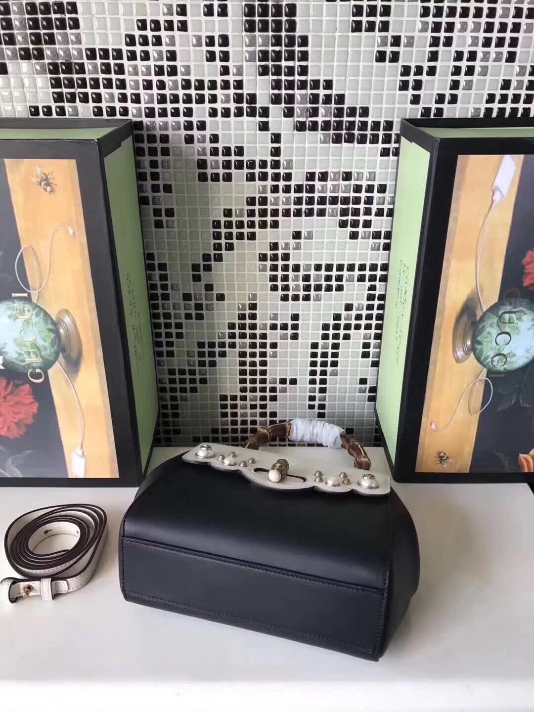 z798364578382_ae7a25a9c0cdb72f365b3660e5733d12