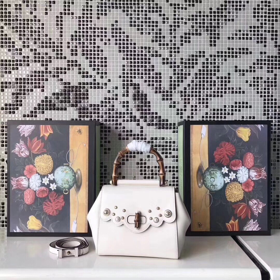 z798365093836_b5f129993945632979ff7295bfc907cc