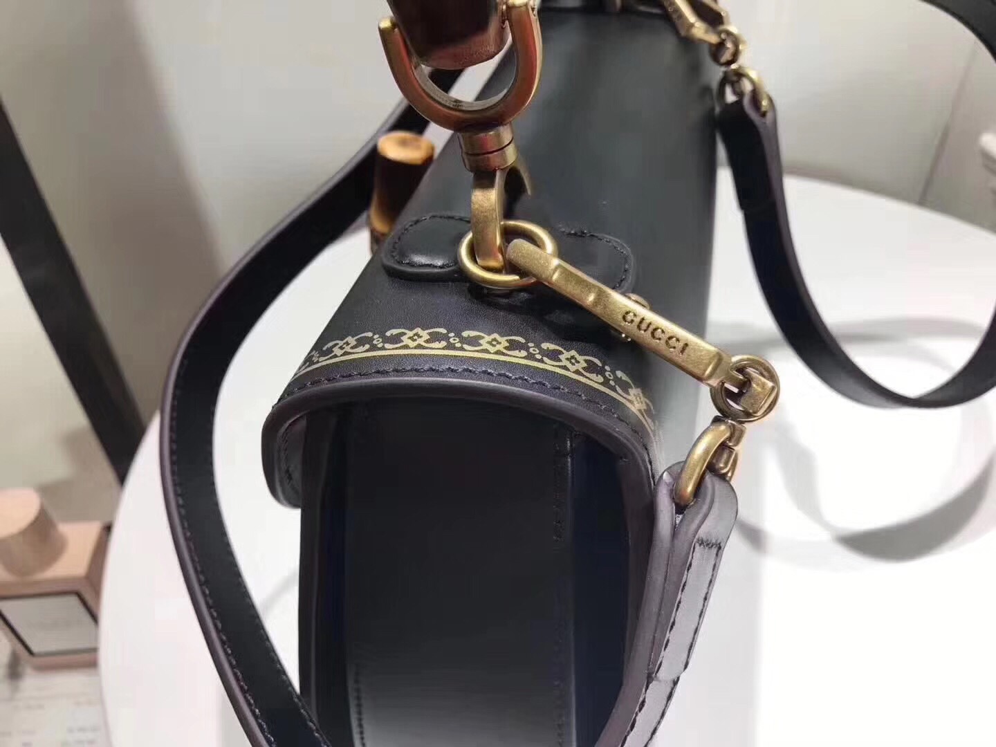 z798365281424_9d4bd6b1f46b68466de657f3c3d804bd