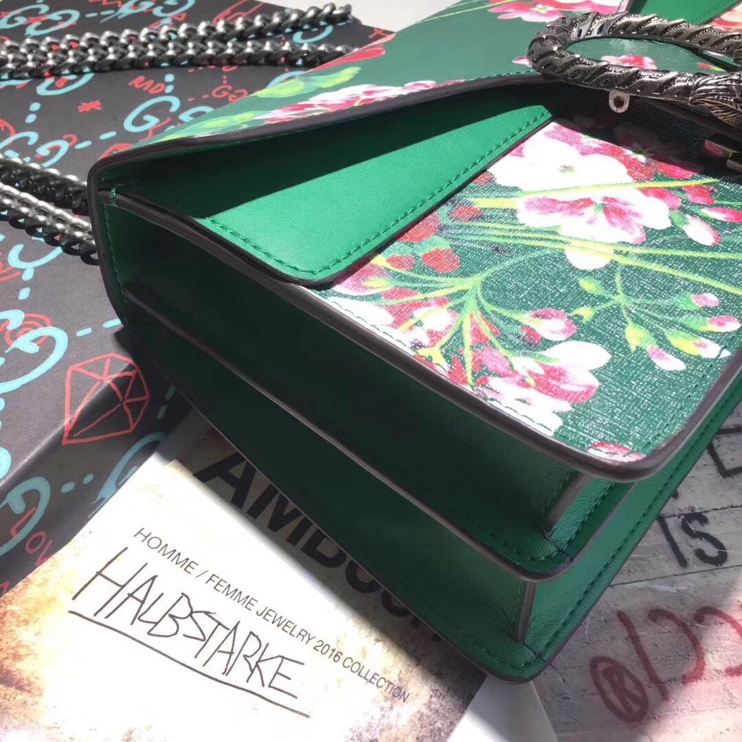 z798365681399_ab4f0023418aadc39fa39850974c1a86