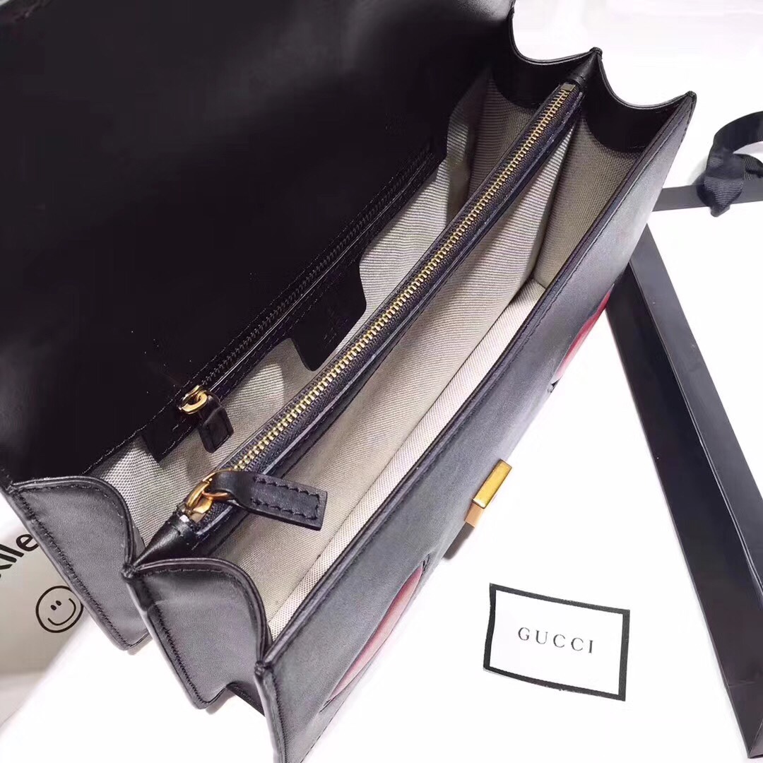 z798367706186_2e945a400249d026502258974639297c