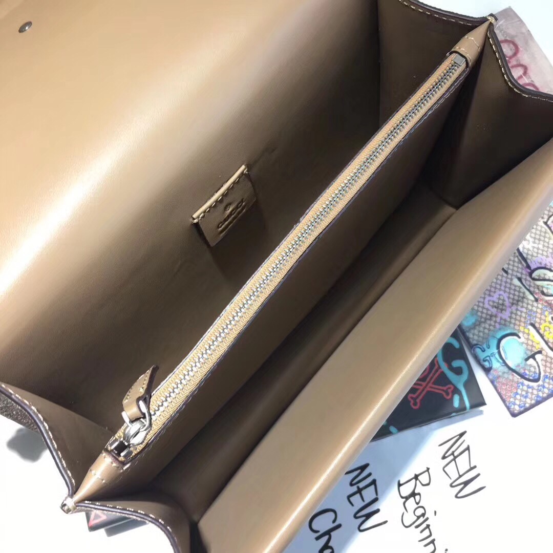 z798367749364_d3c5245169973151ad75fdca9a30d6af