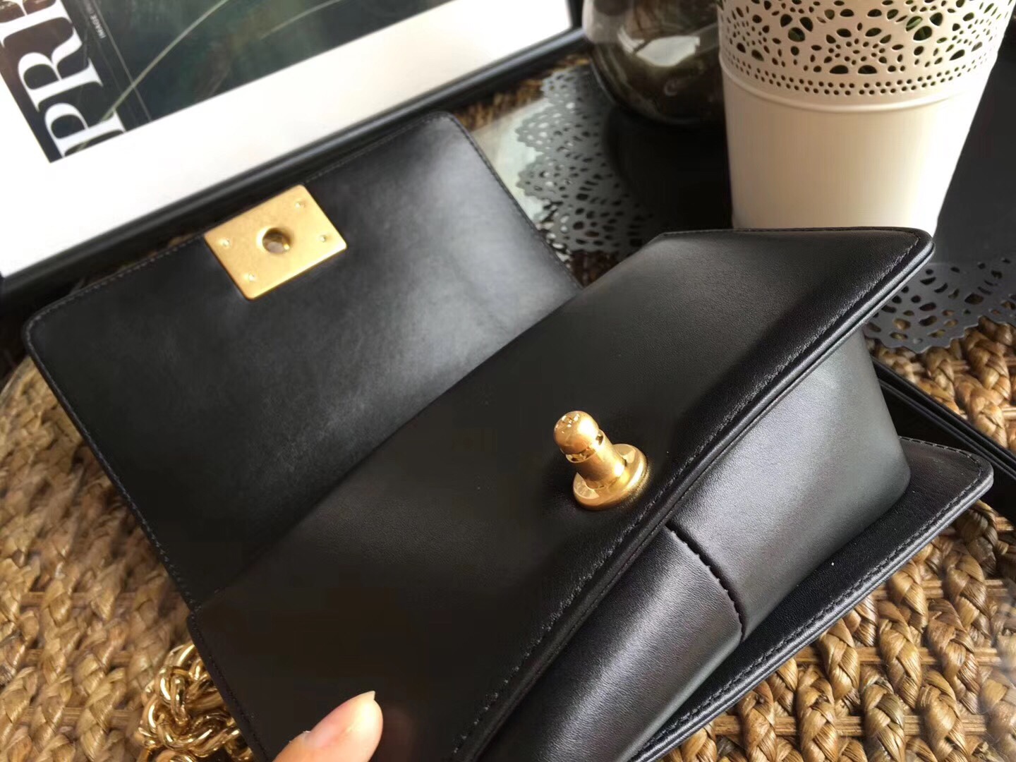 z798367948152_9bc04b5c9443eeb913ebbd681f4ecb98