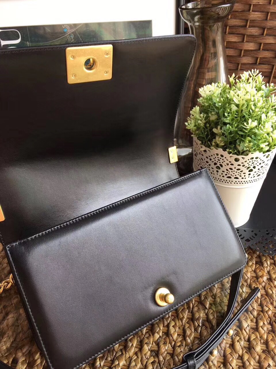 z798368255636_8d21e2f1281fb1b6aeb61d3a4b816bed