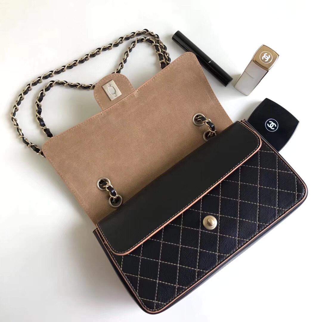 z798368291689_6156ae9ddcd48febdac493ffe68d1f6b