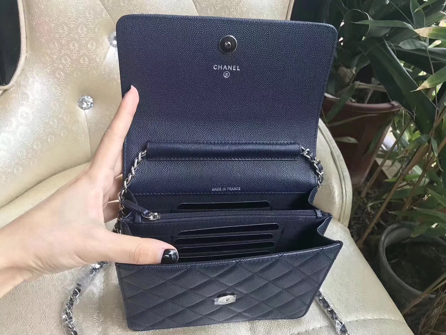 z798437033613_30dbd349a9bb38eb079fdf191d843a3d