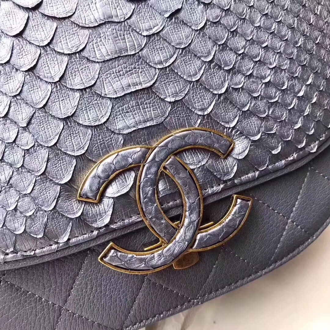 z798437199201_cf62f6f592ec3346fd7b43cca1f411e9