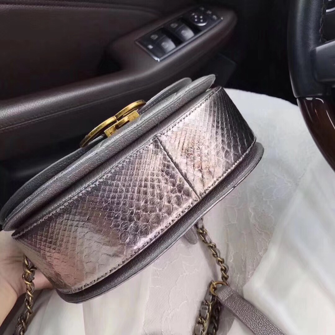 z798438147612_0eb7258f56c531bf693fecfa7c2ca928