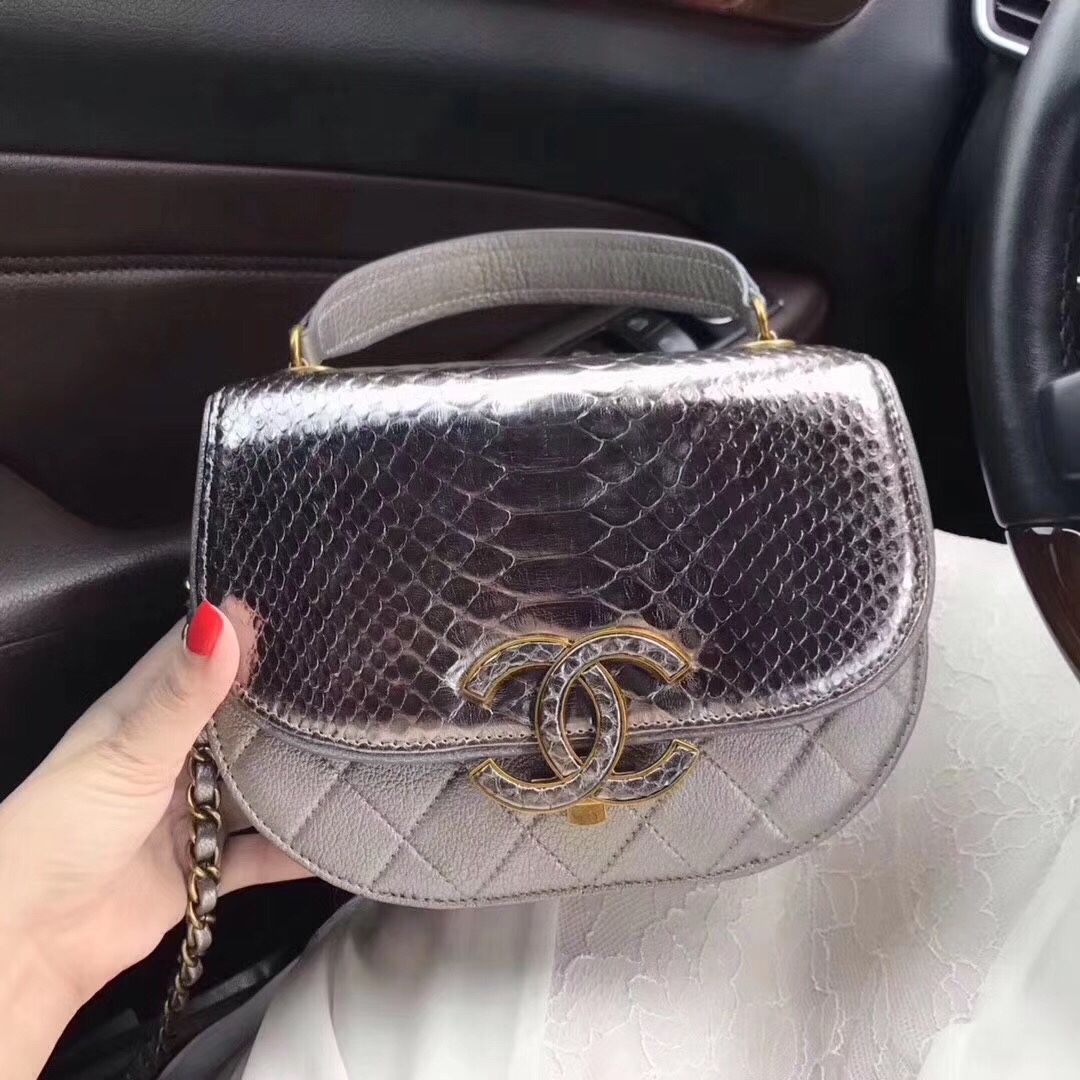 Túi xách Chanel Messenger siêu cấp -TXCN111