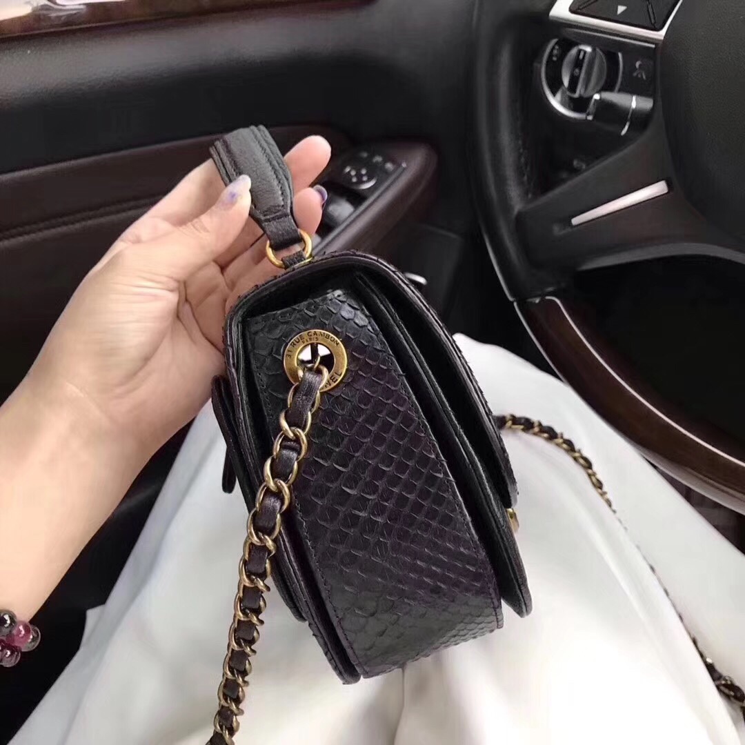 z798438249923_e400883dc7ac81db7e0df4548f71932e