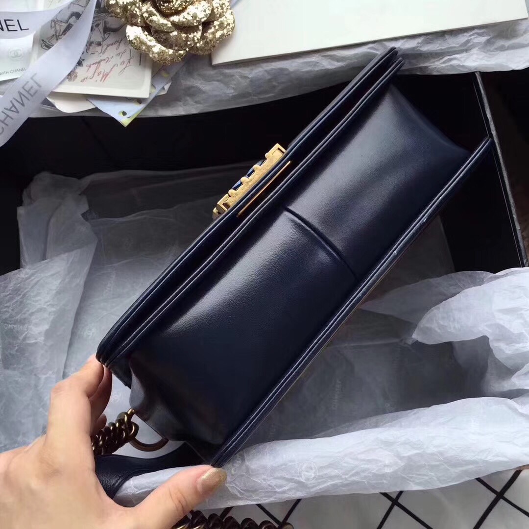 z798439356794_410042b91adf731a5a5af41ae9448f68