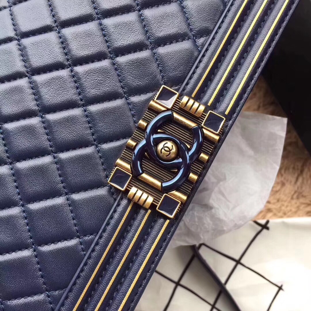 z798439373074_fdf4118a3932ea68c3ad5d32fae8e112