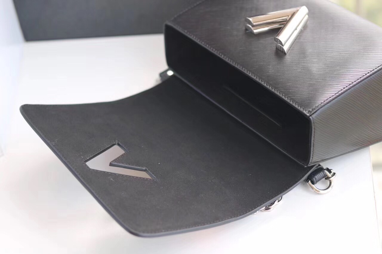 z804786783851_5967152a9abb2f3398e268130749d009