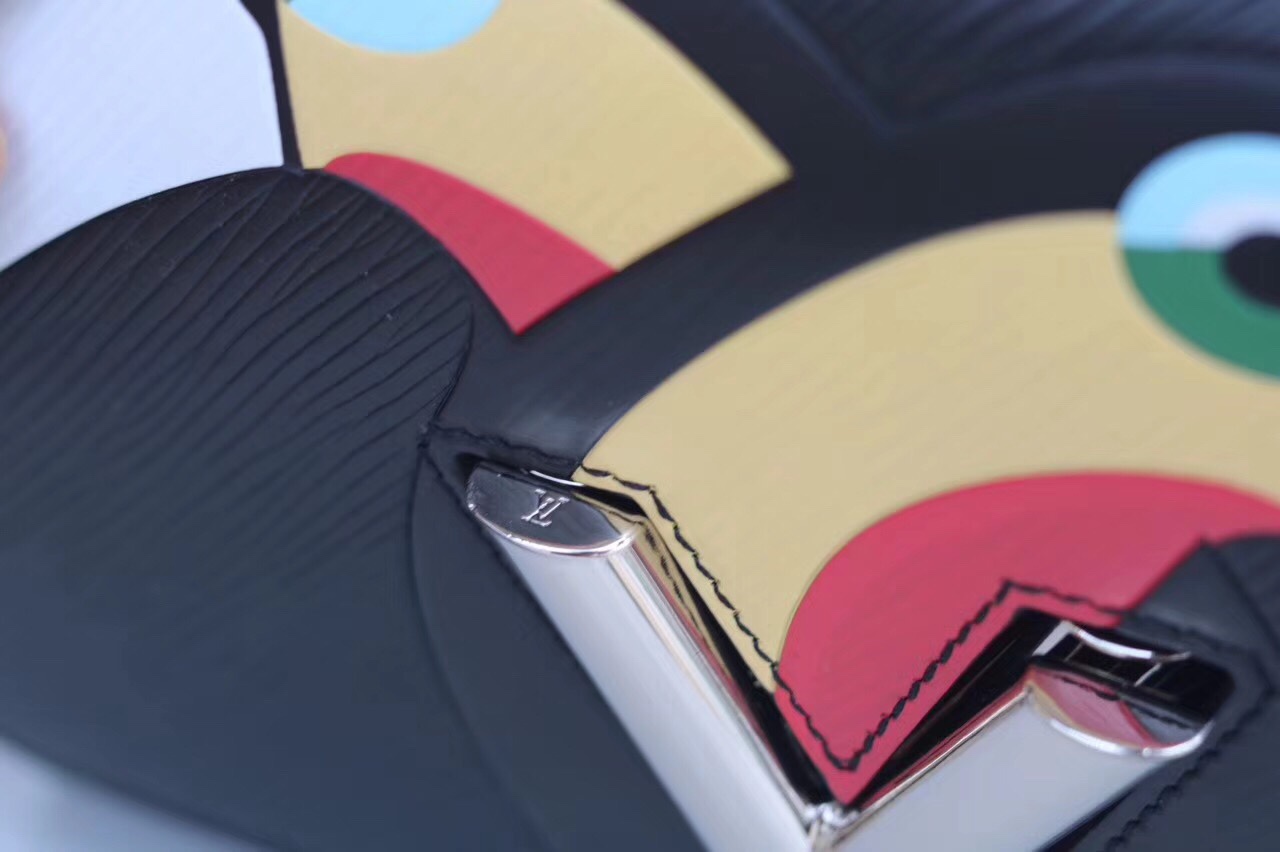 z804786804936_3162d3d9708989684a7e44bd0c192f72