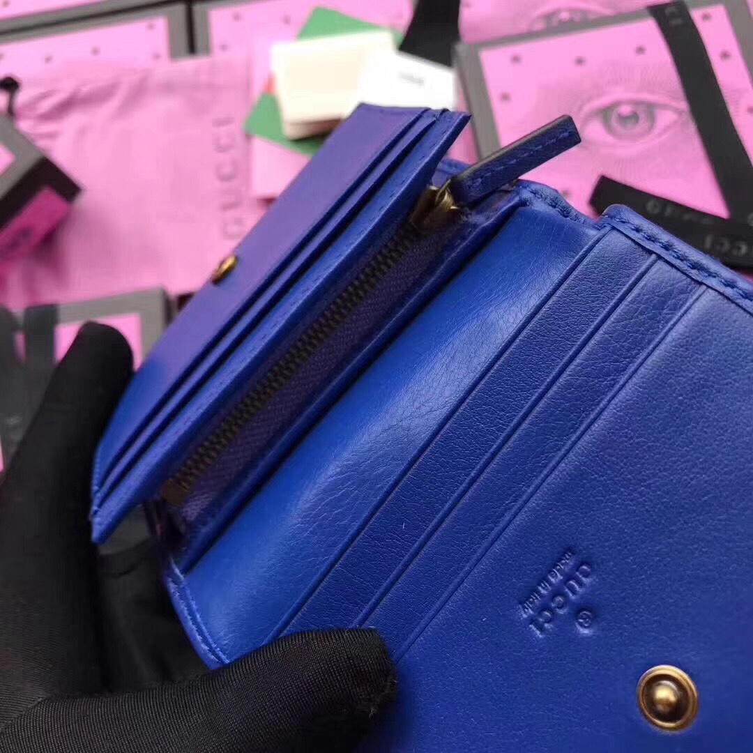 z801363250105_a3cfafd3e25a11db52e7a457535e8741