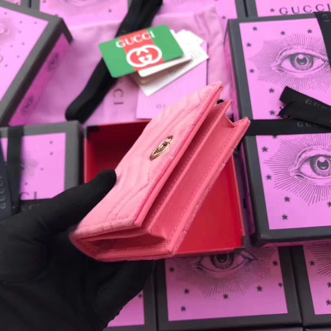 z801363337244_2e85982a9c3621f173a7395238dbe136