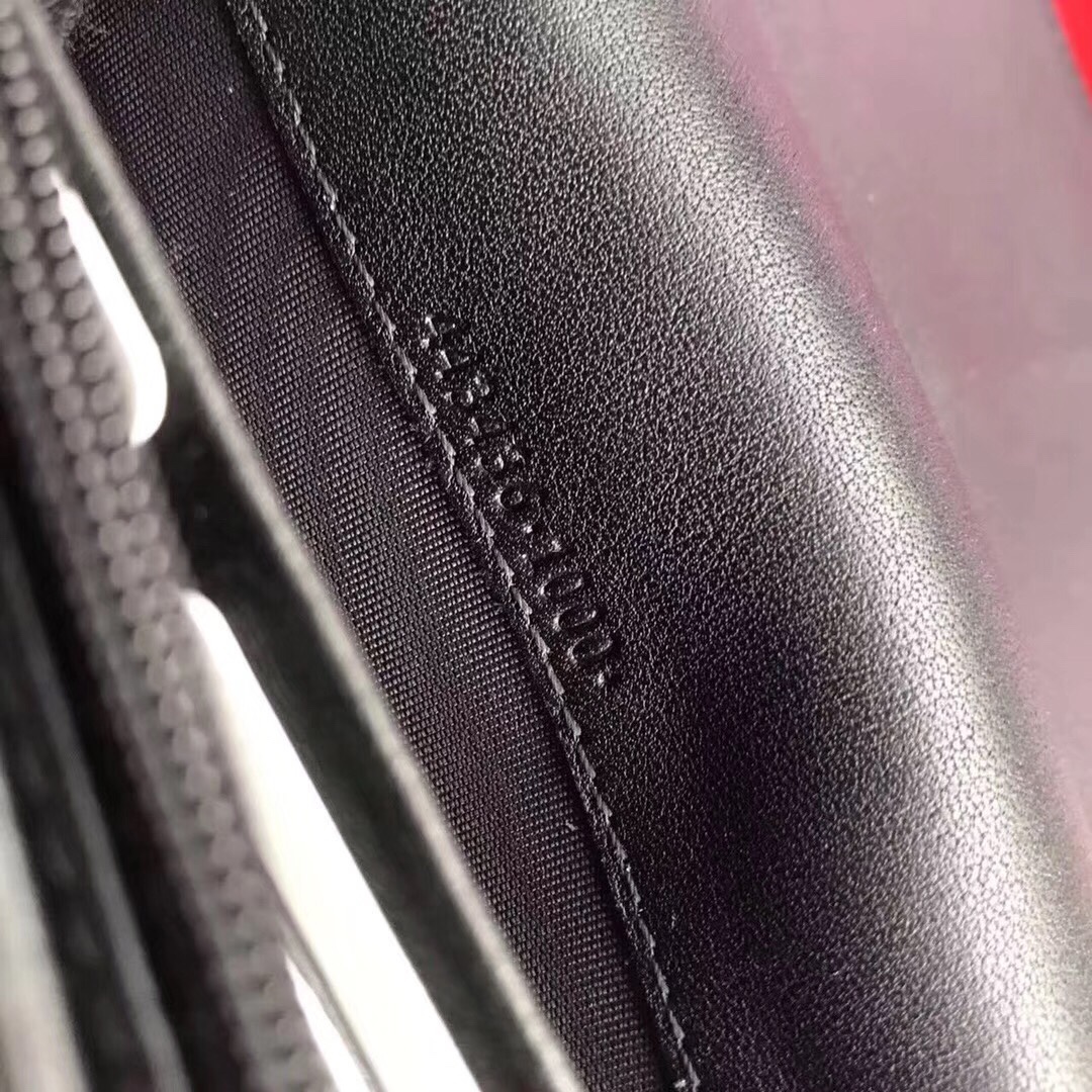 z801363947593_bf30f2d75afacd6d5cfc8fa105aa0013