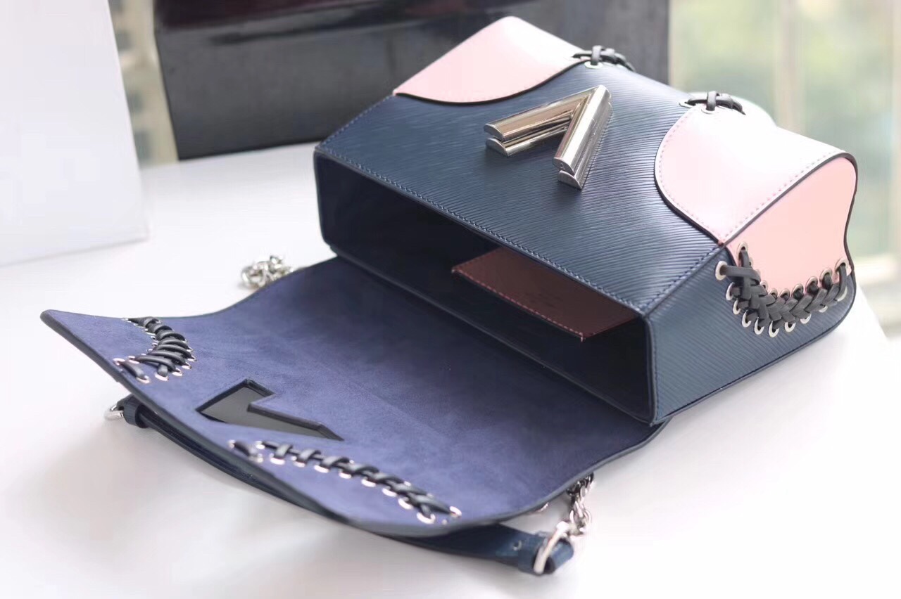 z804786879749_e02697275229f03e1c45637039f852a5