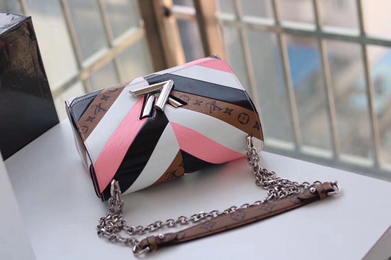 z804787301952_74fb50e9a95e9cdf444a7e88e9eafab8