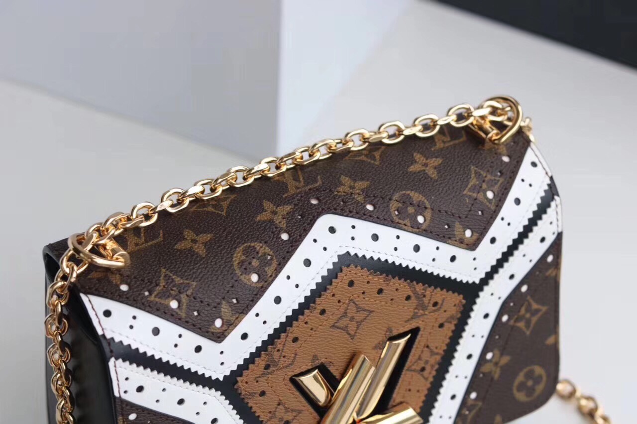 z804787334392_59d3c6c446341c53de1c3c683d9bda6e