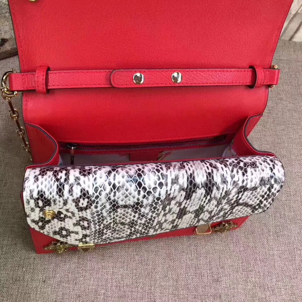 z807259316176_42240e0e3c7f978bfa5ecc5d5963159f