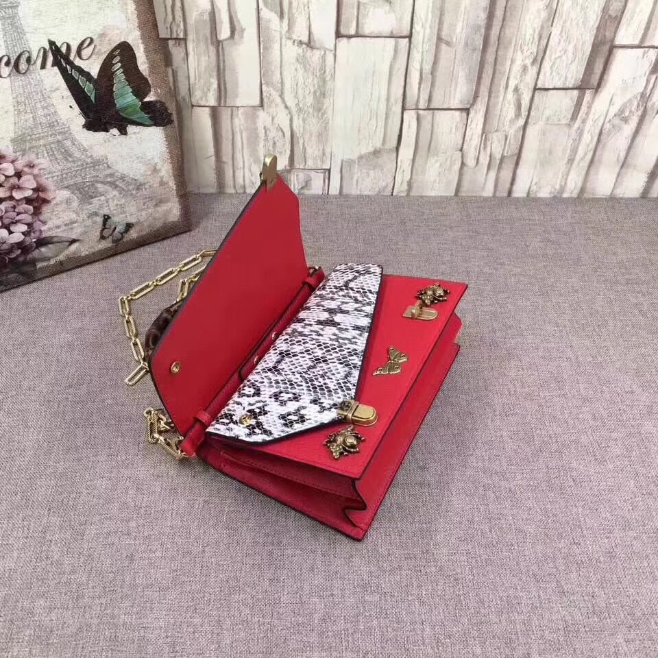 z807259383008_d1c80ccb794e093b7181f2a53334f63b