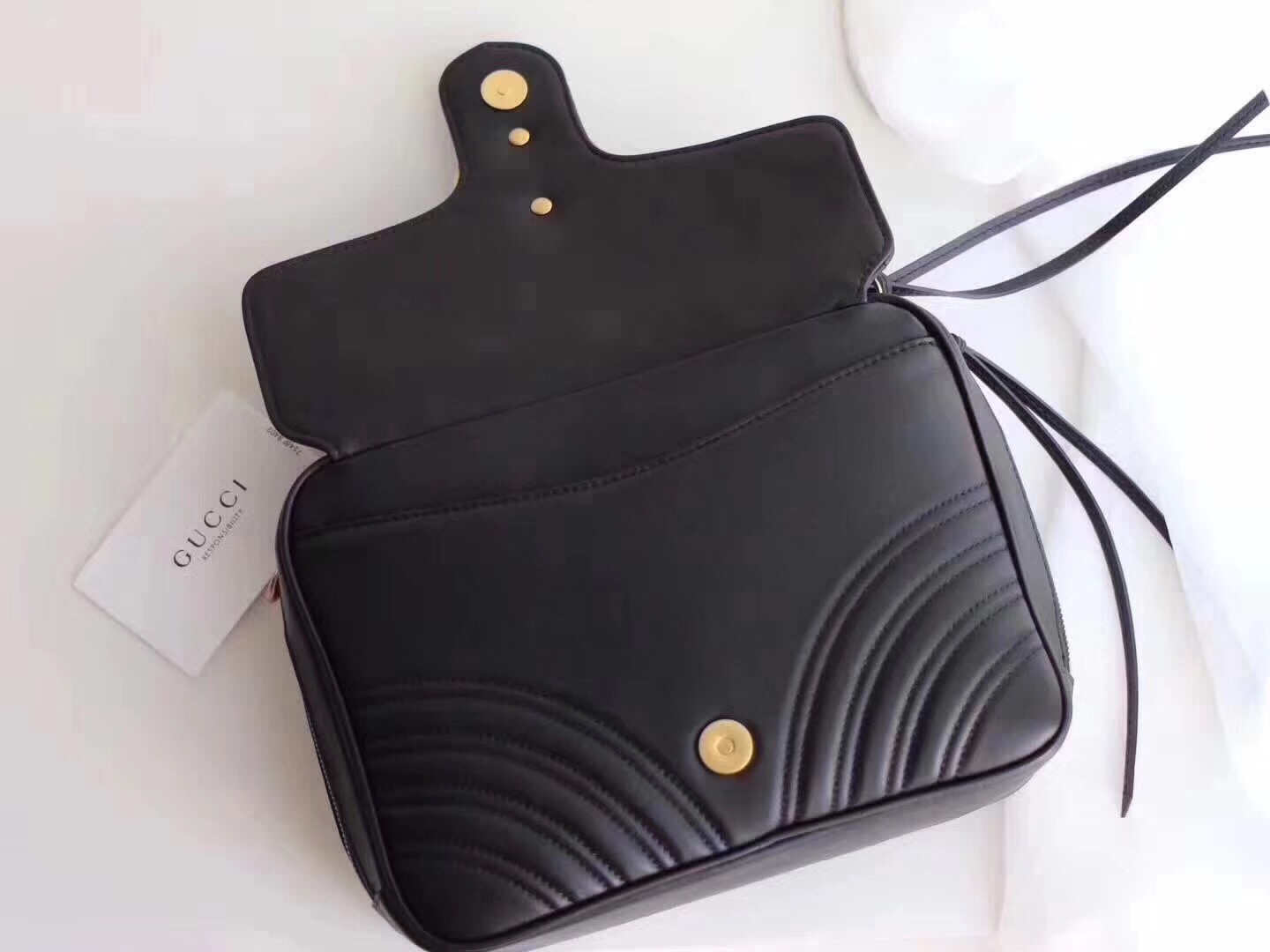 z807260811265_a44632fe8708be1ac40391a49bd12a42