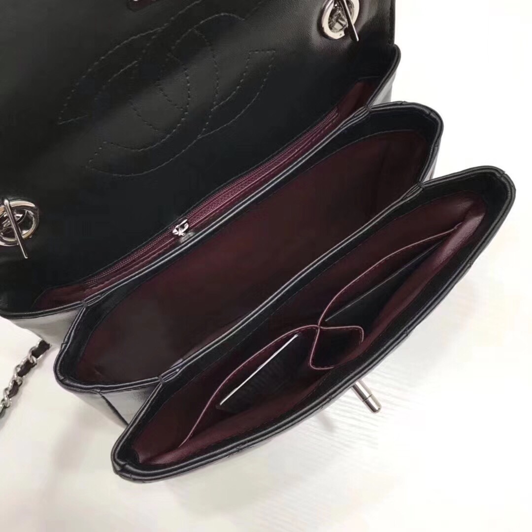 z809785667336_4adac7514f7990c23360bd7cb237f385