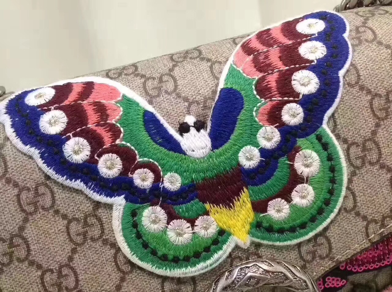 z810659452432_5a303151b126007d08b87fa21c609ddc