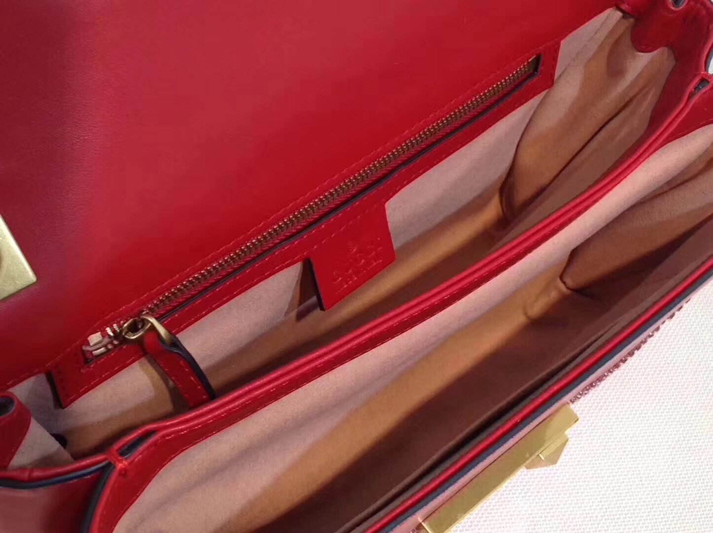 z810661590686_2997c0b9cc8ce03c8c11da8eda82bae3