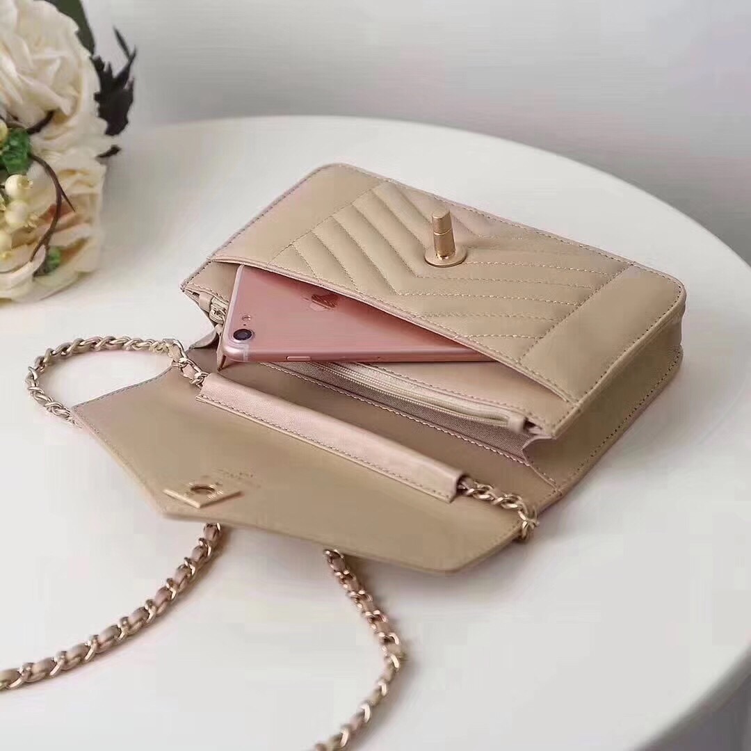 z811649555793_b4af266e17fe424c0b20ca8a2c73495a