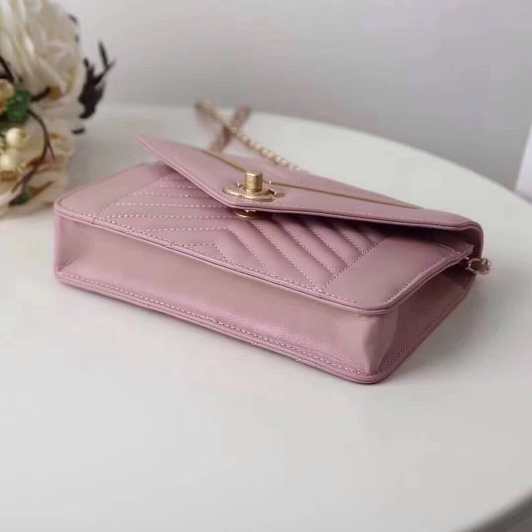 z811649686497_20d5f79446feb6b03aafba1ae8763022