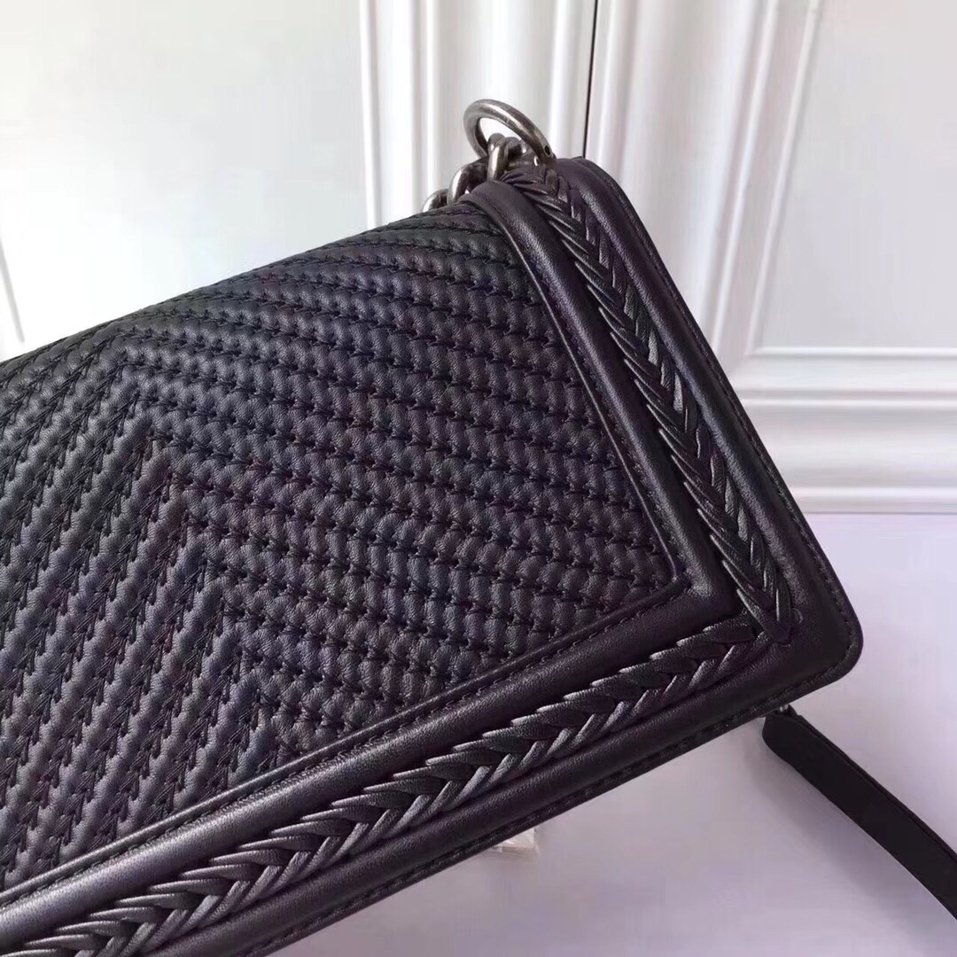 z811653211294_2ebdfc3517358648ed8cf04b1b6b9f34