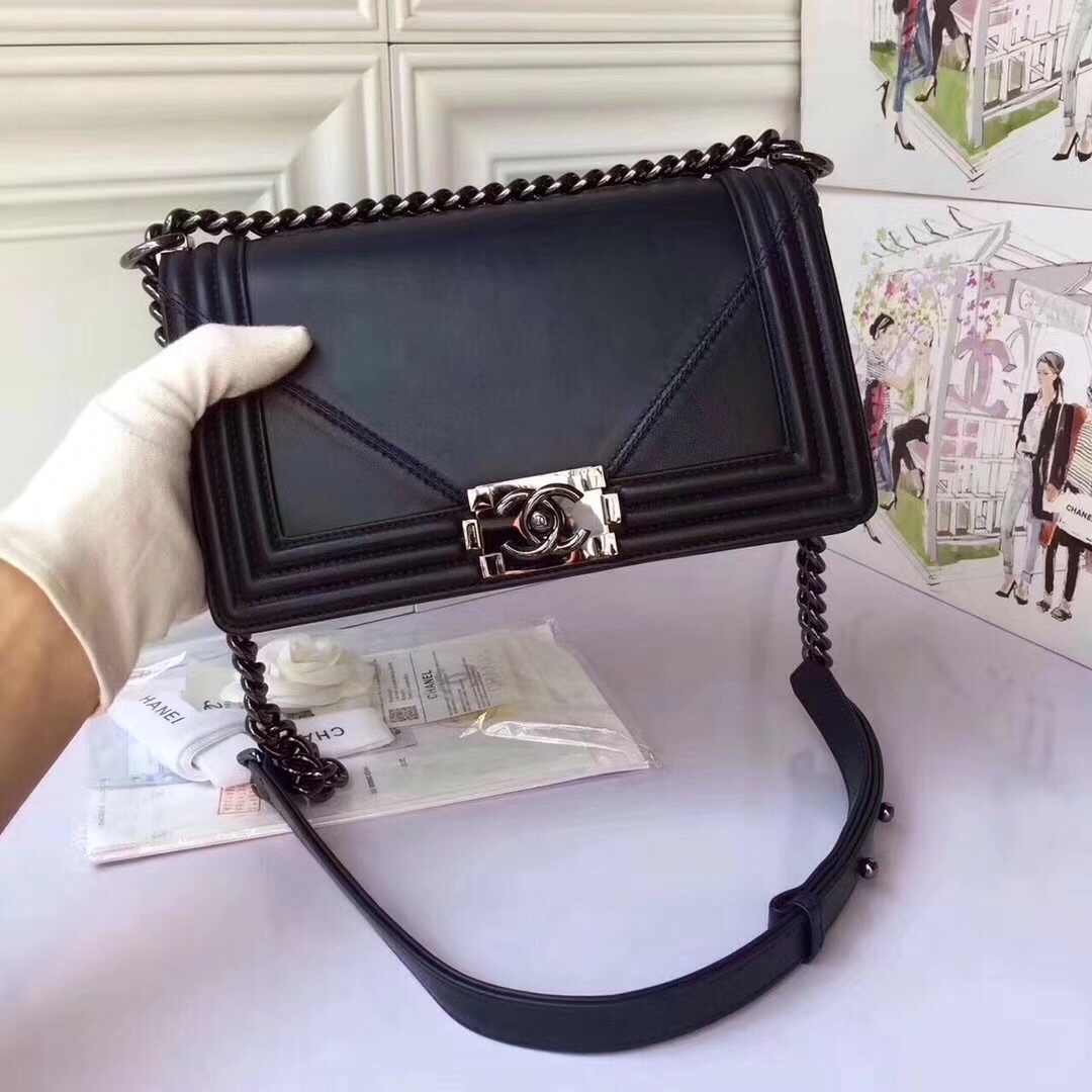 Túi xách Chanel Boy siêu cấp - TXCN156