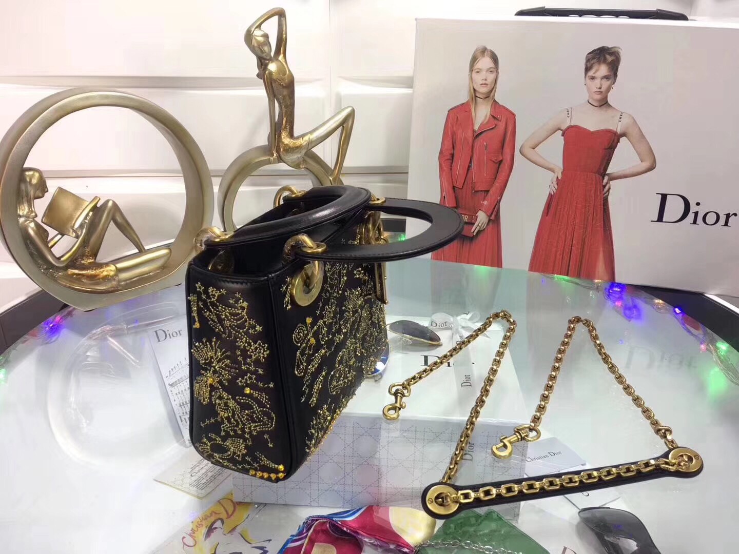 z818752407493_9b86bae6b6ca86a0dc6866ef83b8200e