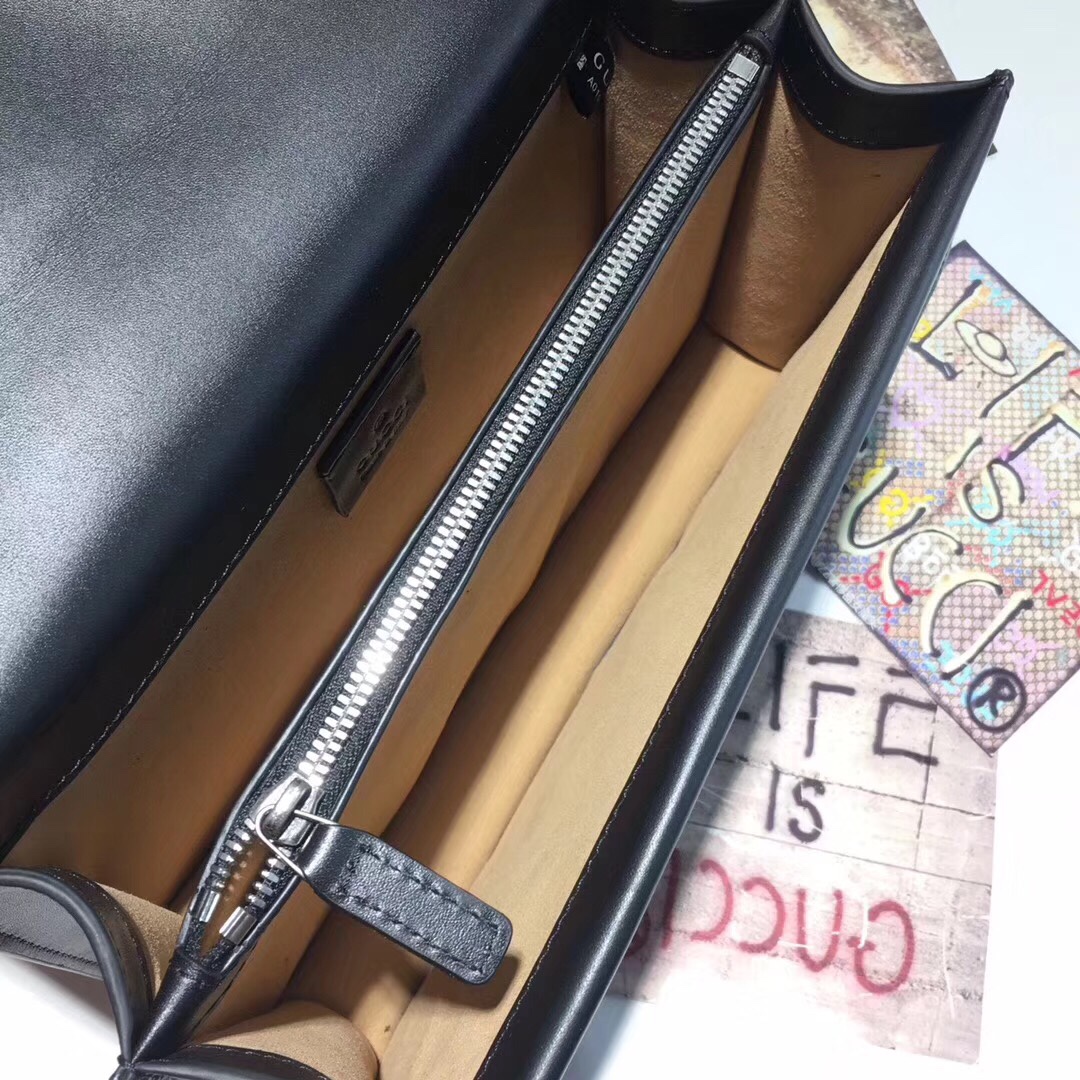 z818761641502_42cf6294f1633f419fca9e29c0dffc10