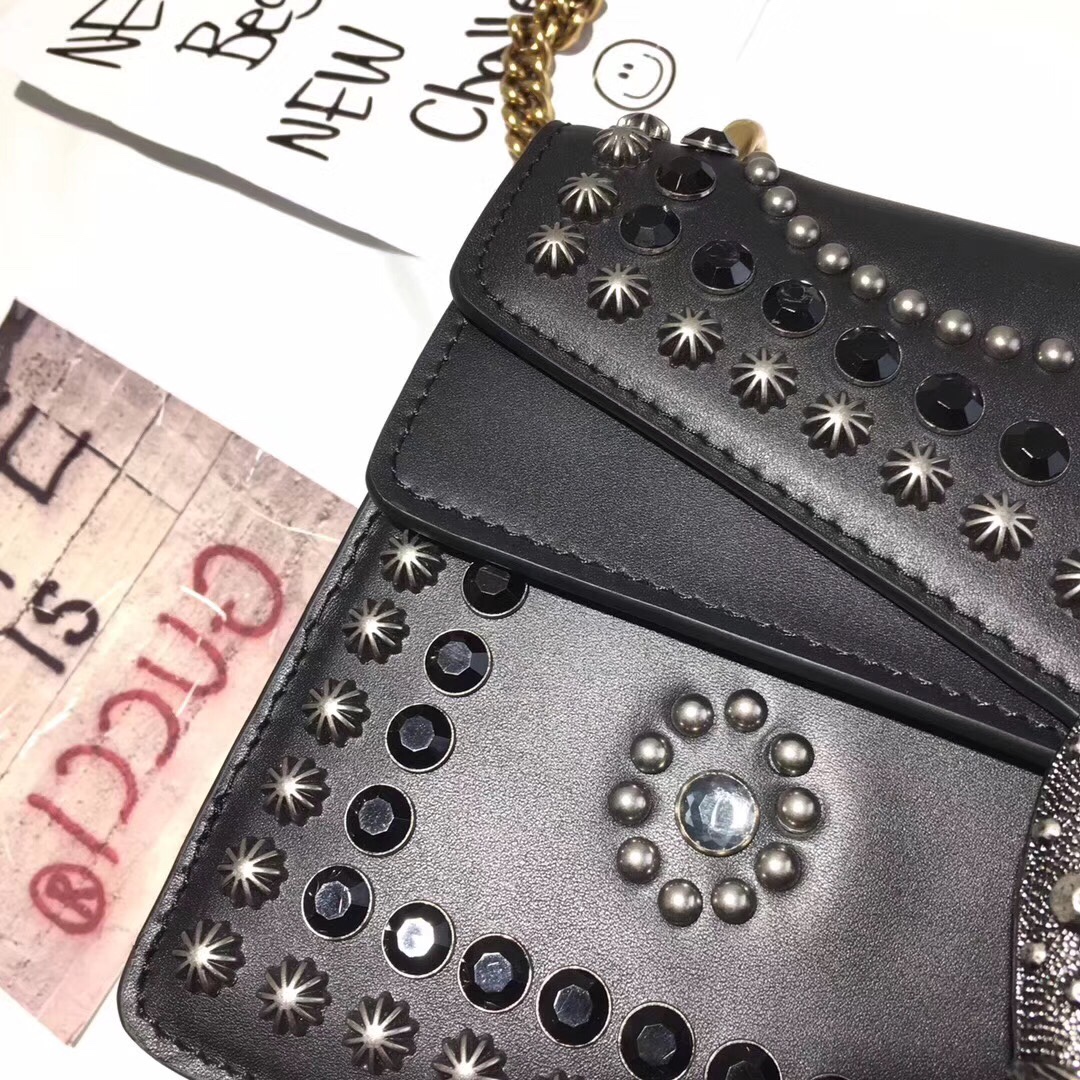 z818761739348_36d7ecba39dc4584b70d1f2a28fc1dd5