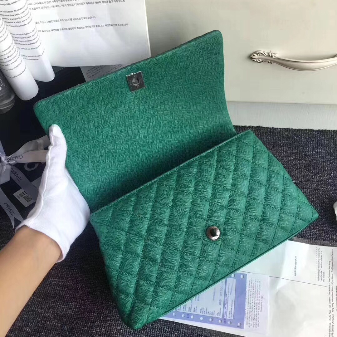 z815095547838_37b719e3445b7533f62249c79b7f86ff