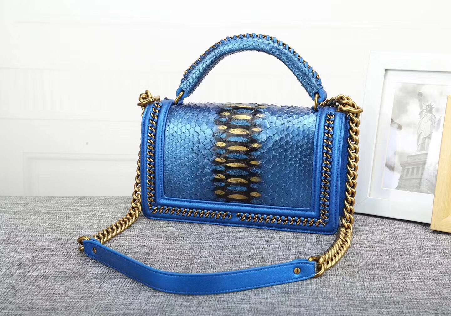 z822318581060_490960a5a2b8578f3a6d533beb911594